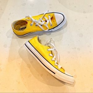 I am selling Converse All Stars.